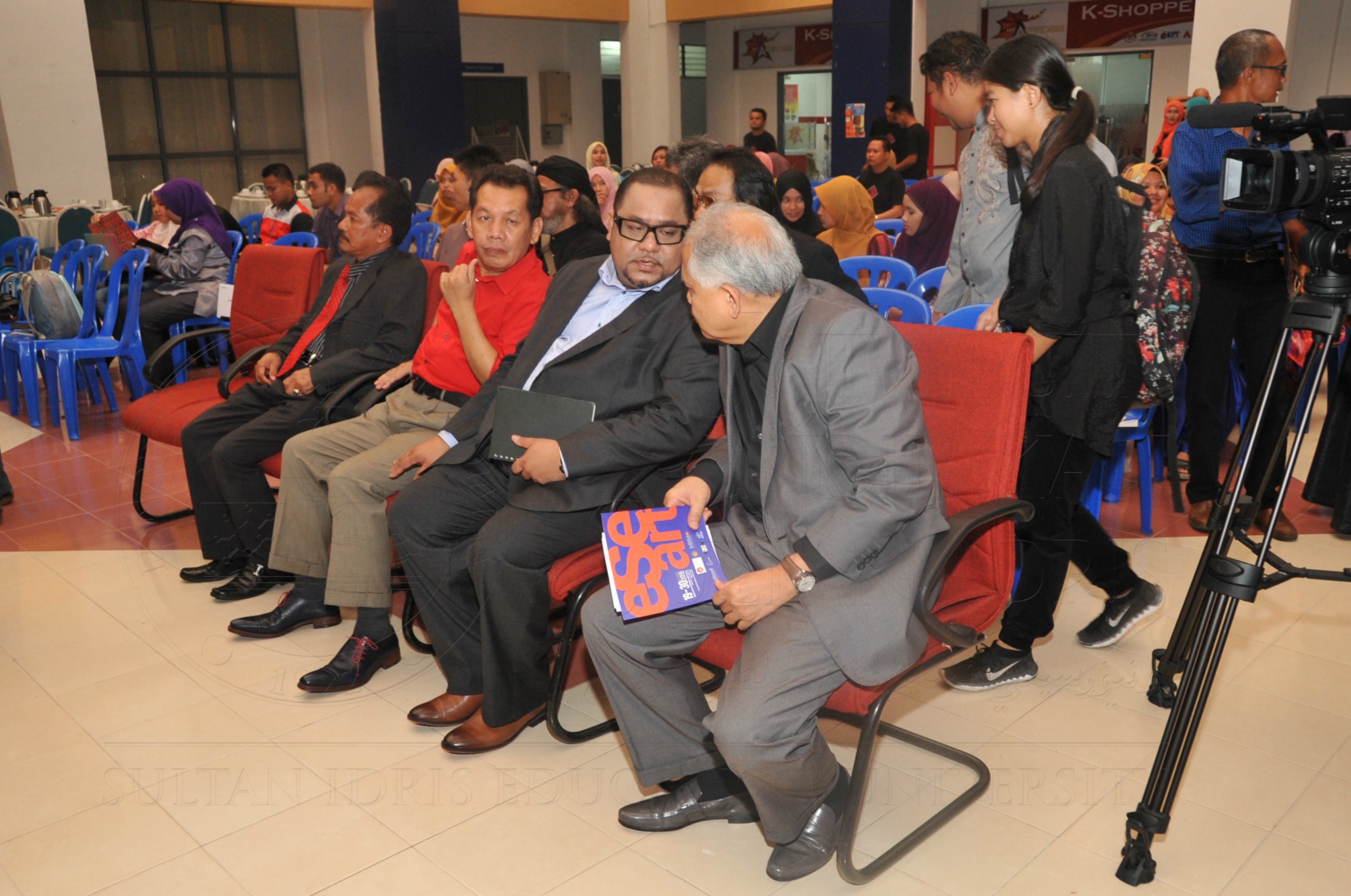 PRO15 173 ESE HAS 2293